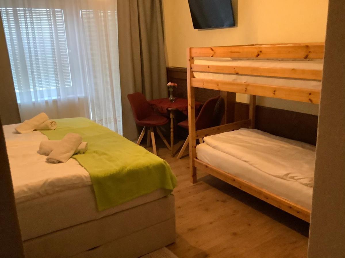Gasthaus 3-Laenderblick Mönichkirchen מראה חיצוני תמונה